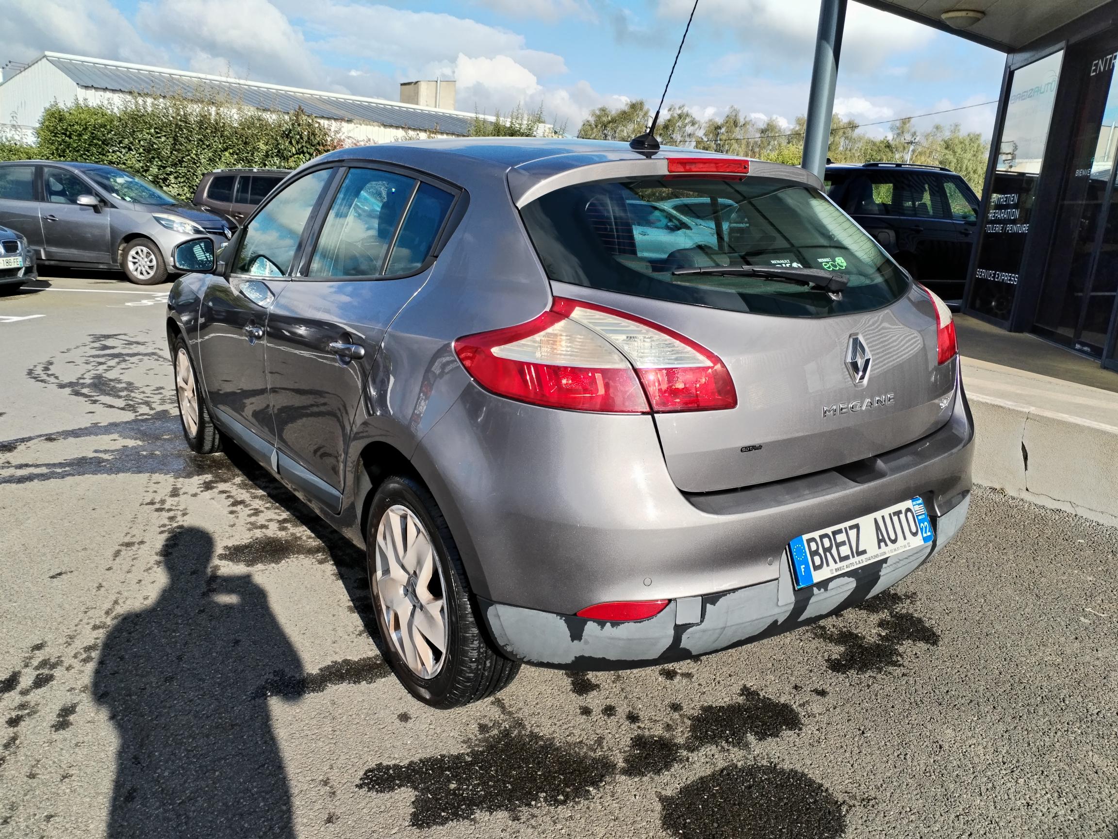 RENAULT  MEGANE III               